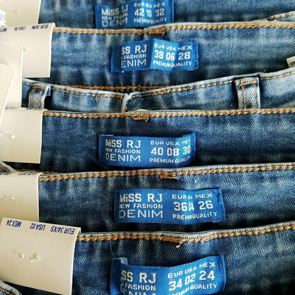 Tie up the side, stretchy jeans•NWT- only 1 left of sizes 2, 4, & 6 - Picture 6 of 16